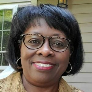 Meet your Posher, Linda